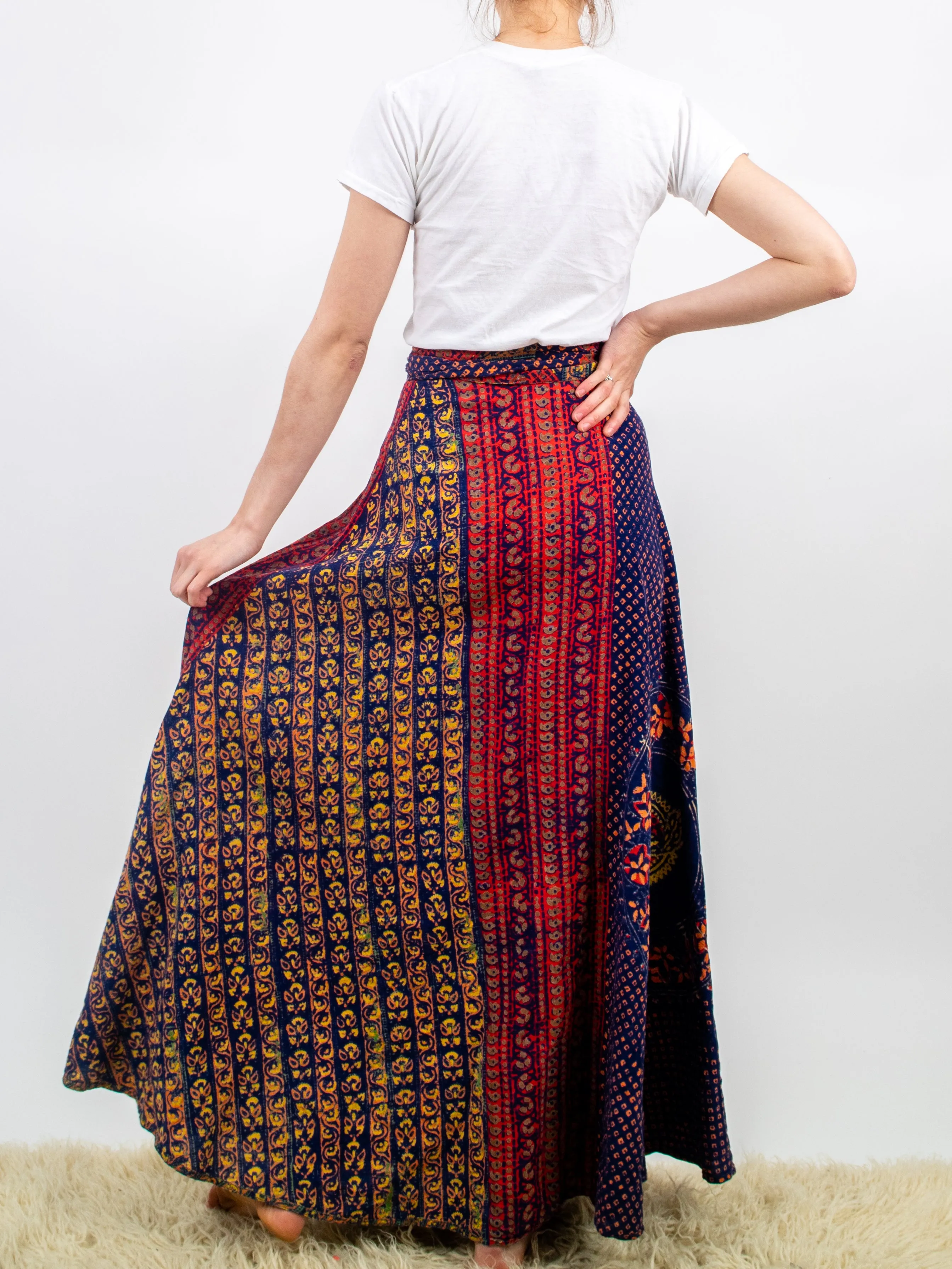 1970s Indian Cotton Blue and Red Abstract Wrap Skirt