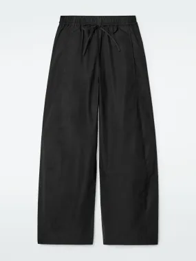 Elasticated barrel-leg trousers