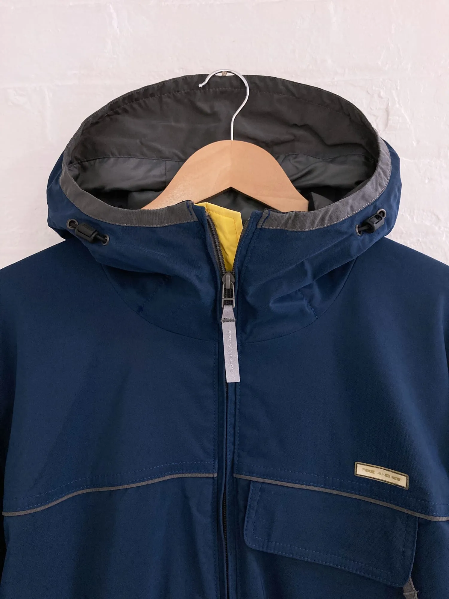 Fire and Ice blue nylon hooded ski jacket - L