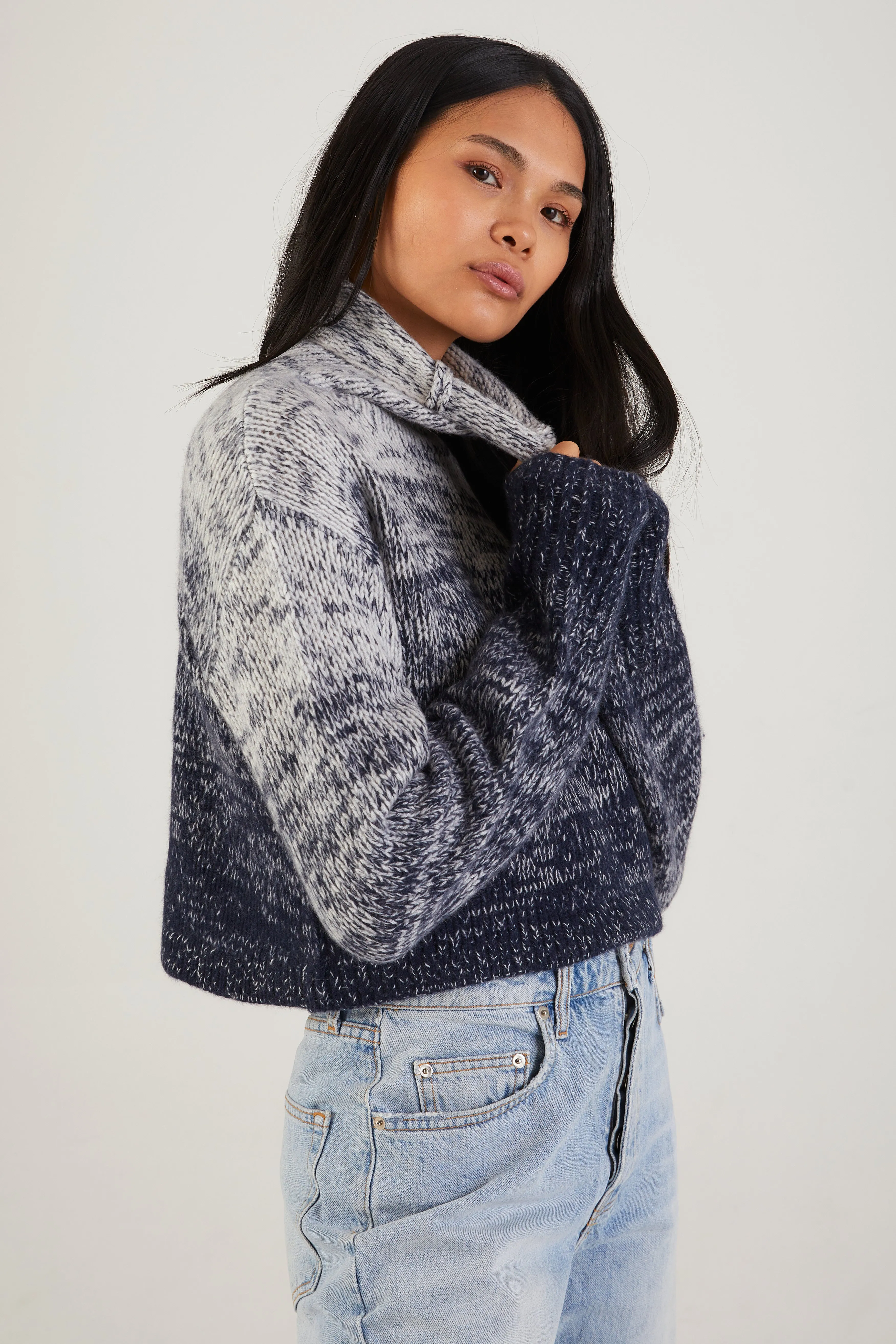Lula Crop Cashmere Turtleneck Sweater in Nightbreak
