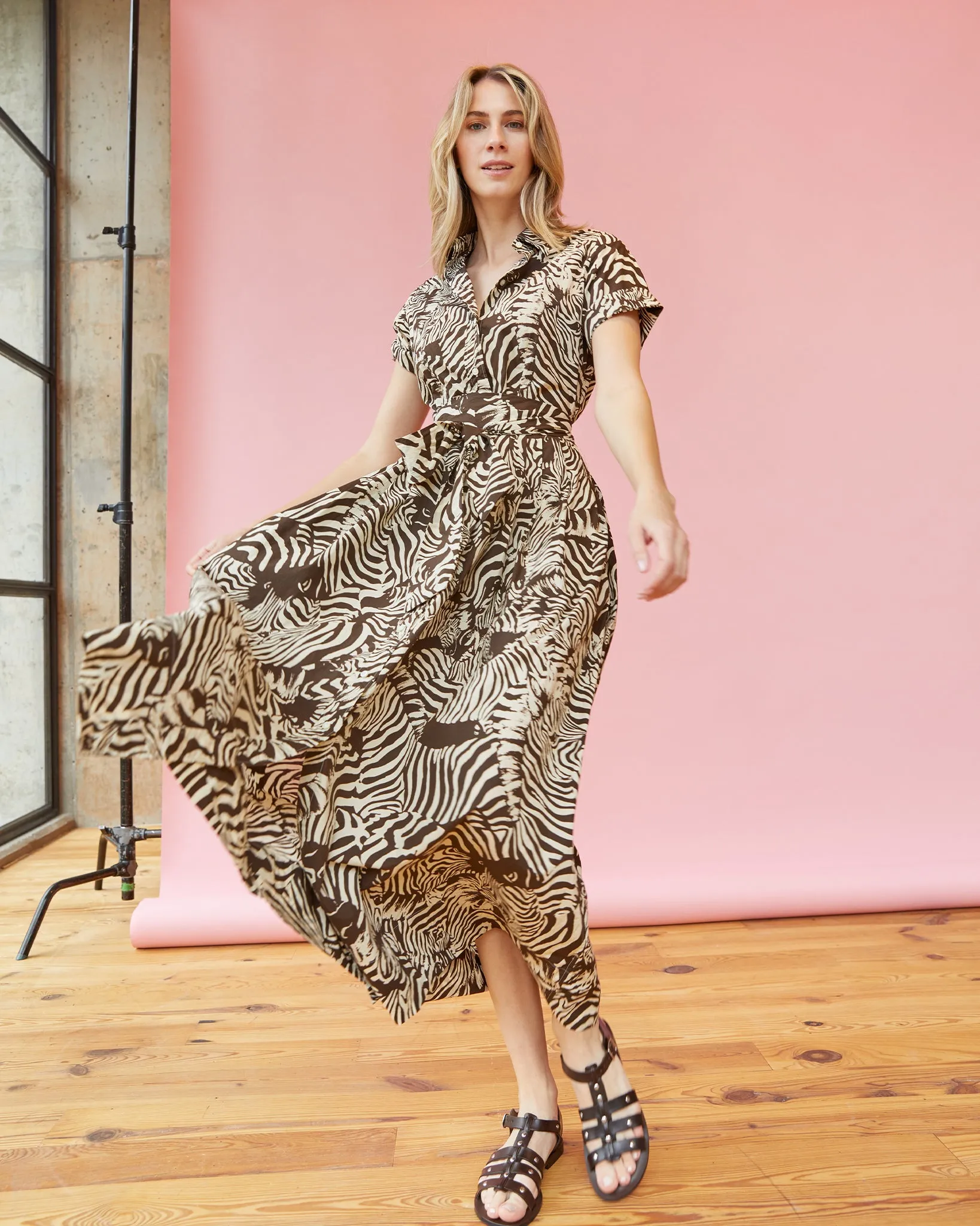 Short-Sleeved Classic Shirtwaist Maxi Dress in Ratti® Brown/Cream Zebra Poplin