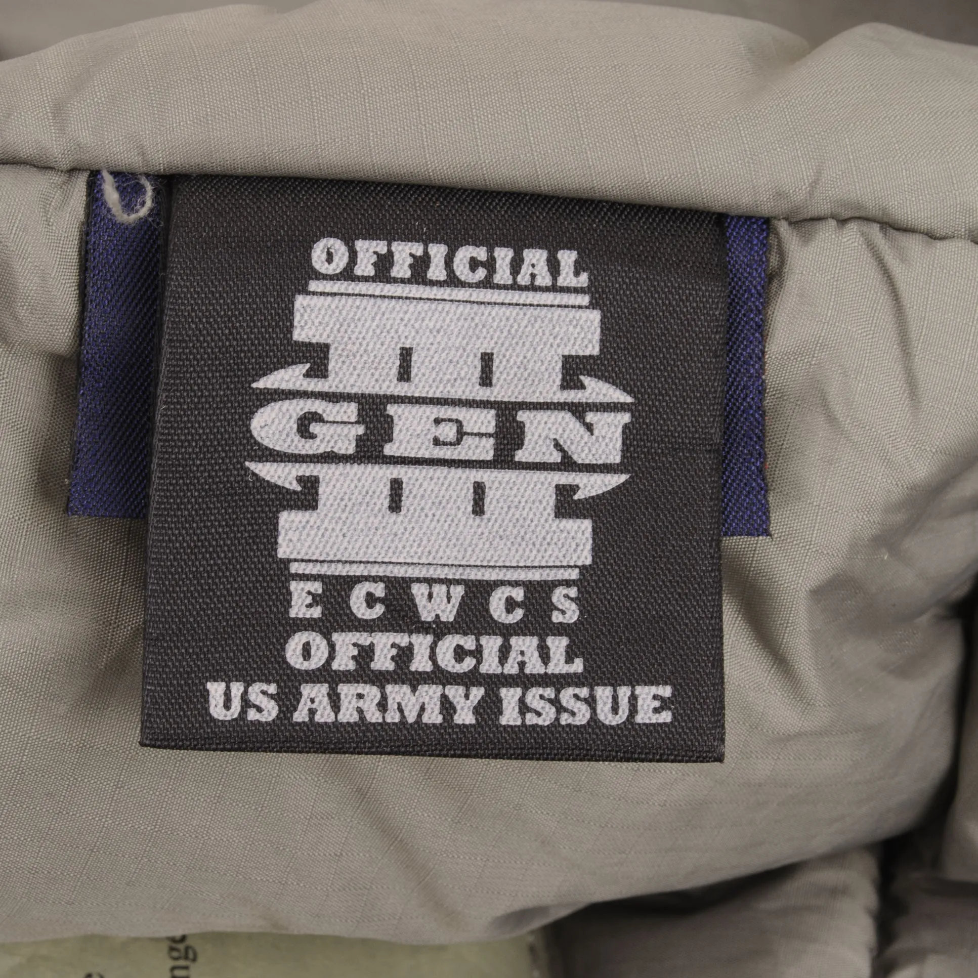 VINTAGE US ARMY GEN 3 ECWCS EXTREME COLD WEATHER PANTS TROUSERS 2007 MEDIUM REGULAR